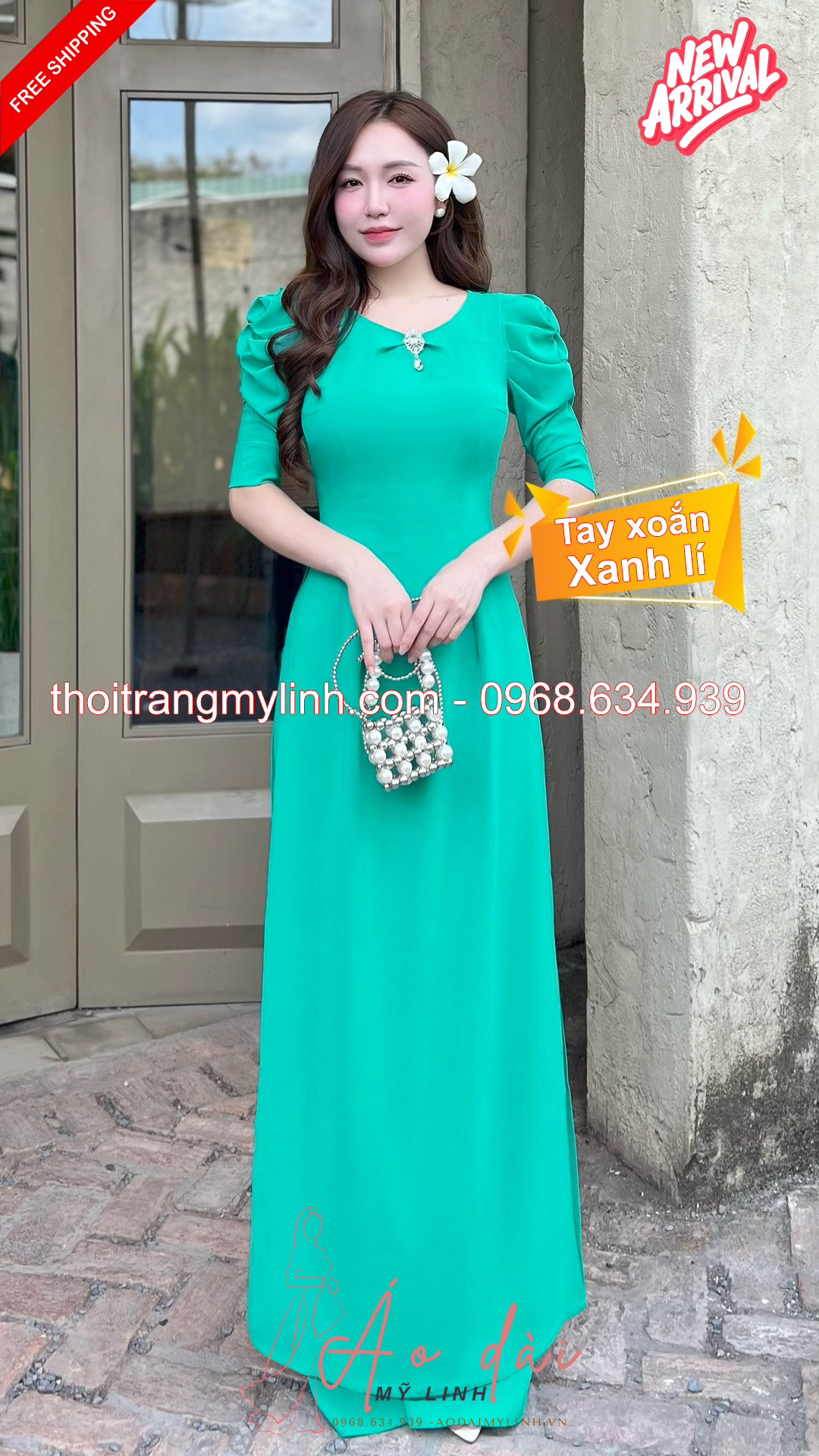 Bộ áo dài cổ tròn đính đã tay xoắn xanh lí
