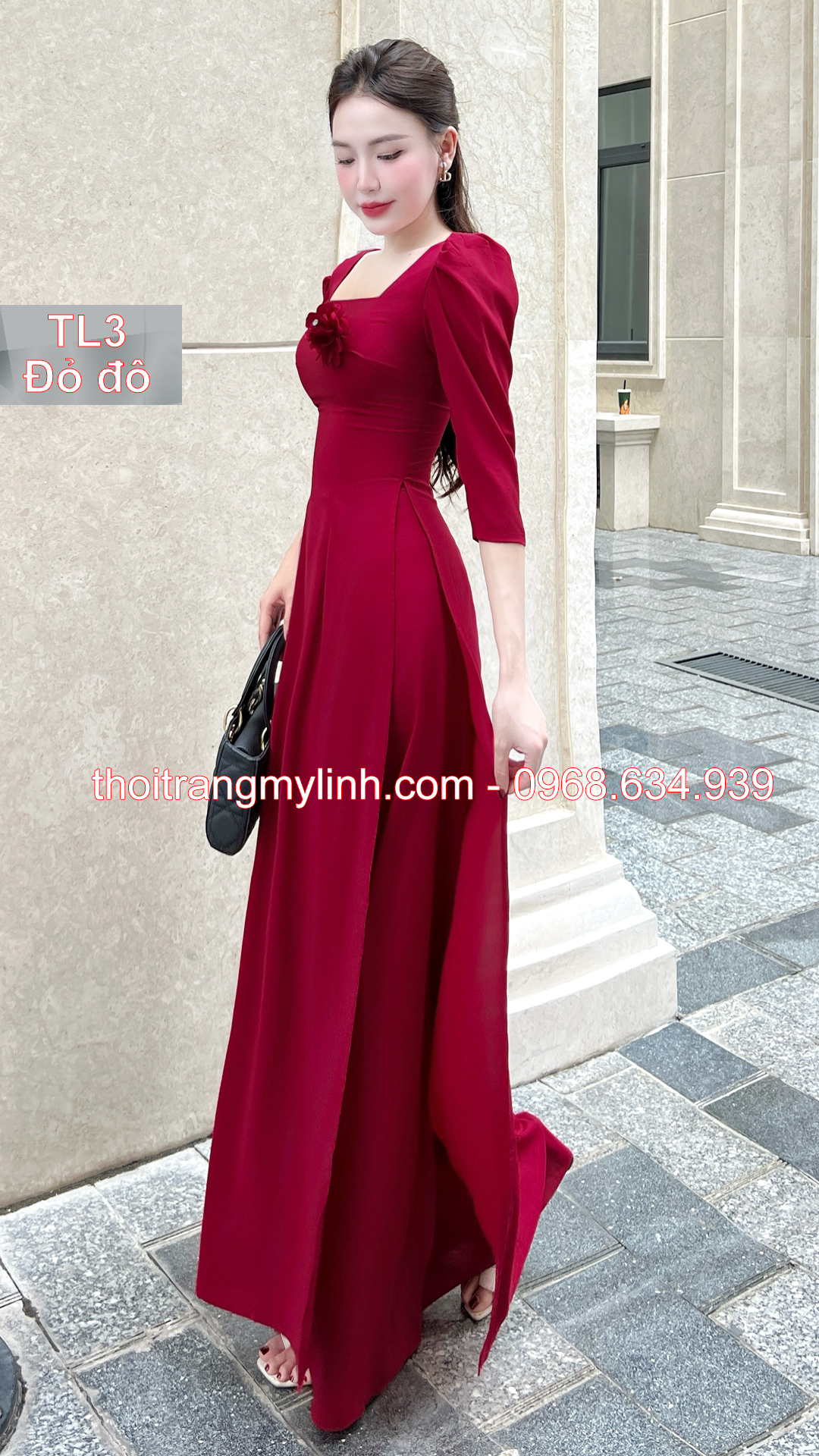 Áo cổ vuông tay lỡ, phồng màu đỏ đô