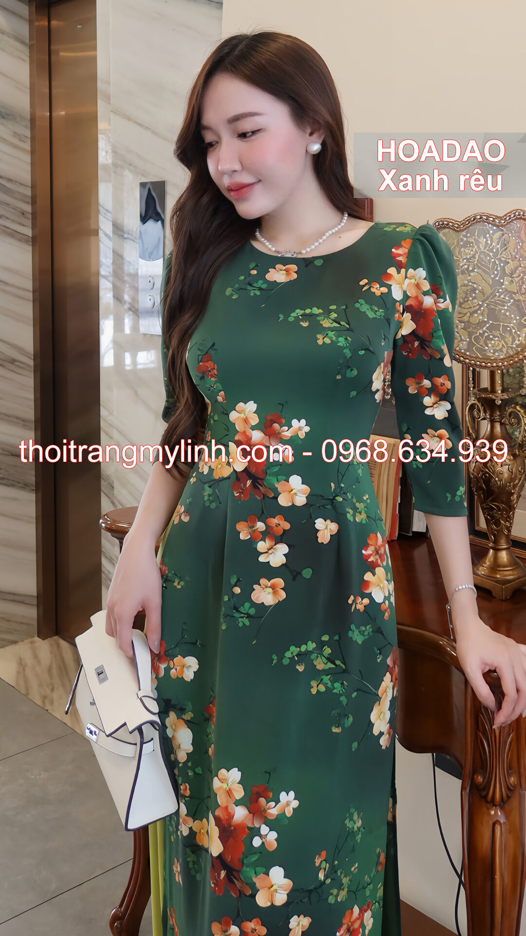 Áo dài cổ tròn họa tiết hoa đào màu xanh rêu